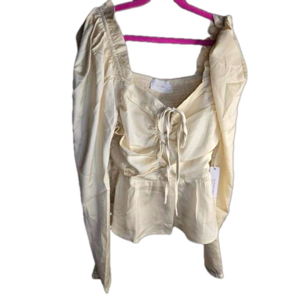 Six/Fifty NWT Womens Cream/Off White Long Sleeved Ruched Peplum Top Size Small